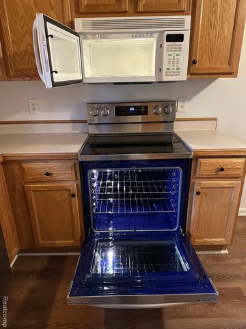 6939 Alma Court, Saginaw, MI 48603