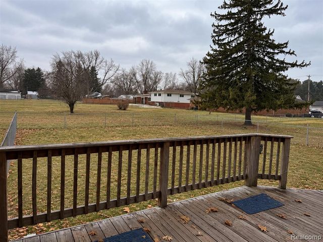 6939 Alma Court, Saginaw, MI 48603