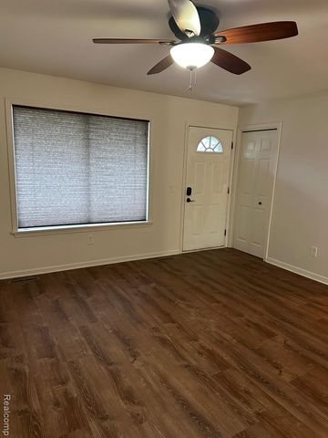 6939 Alma Court, Saginaw, MI 48603
