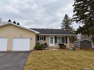 6939 Alma Court, Saginaw, MI 48603