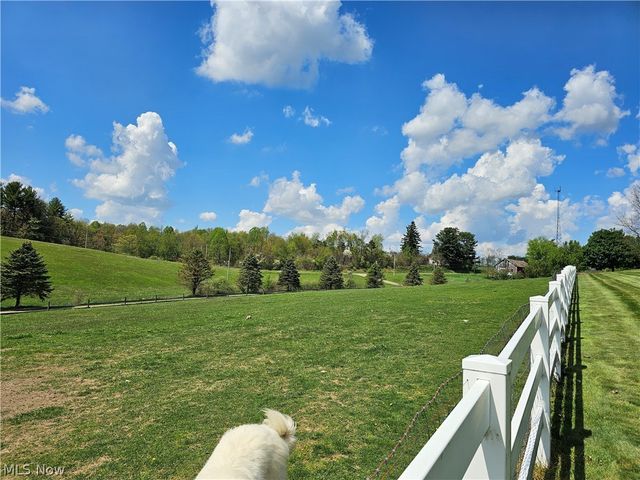 2363 Tabor Ridge Road NE, New Philadelphia, OH 44663