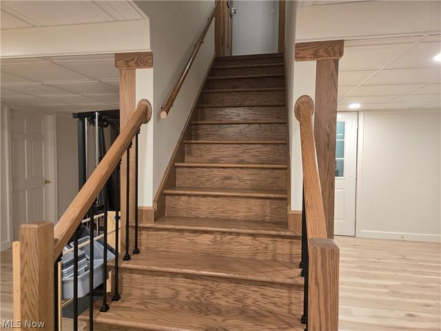 2363 Tabor Ridge Road NE, New Philadelphia, OH 44663