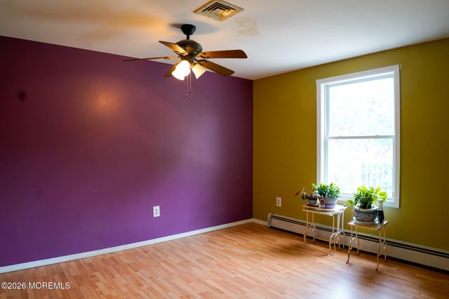 160 Lanes Pond Road, Howell, NJ 07731