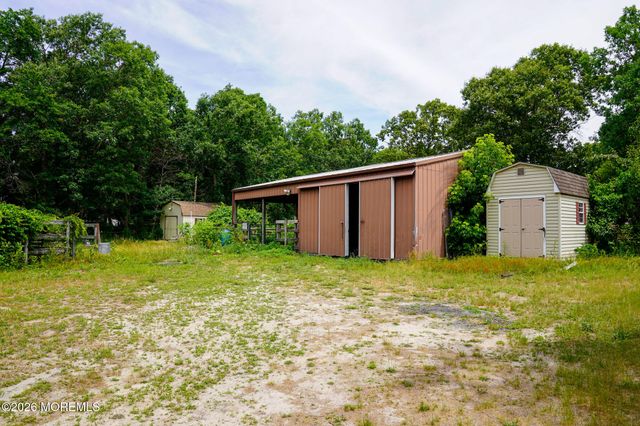 160 Lanes Pond Road, Howell, NJ 07731