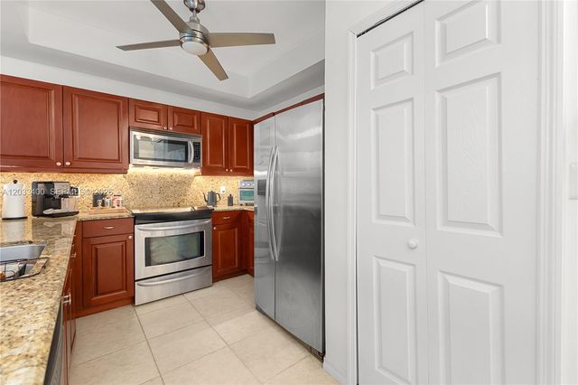 1200 NE 105th Street 27, Miami Shores, FL 33138