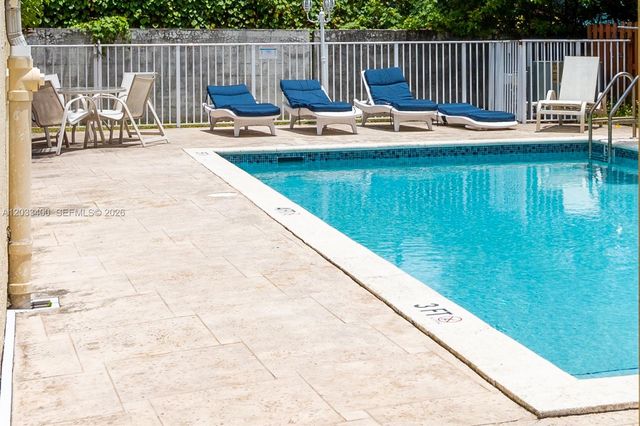 1200 NE 105th Street 27, Miami Shores, FL 33138