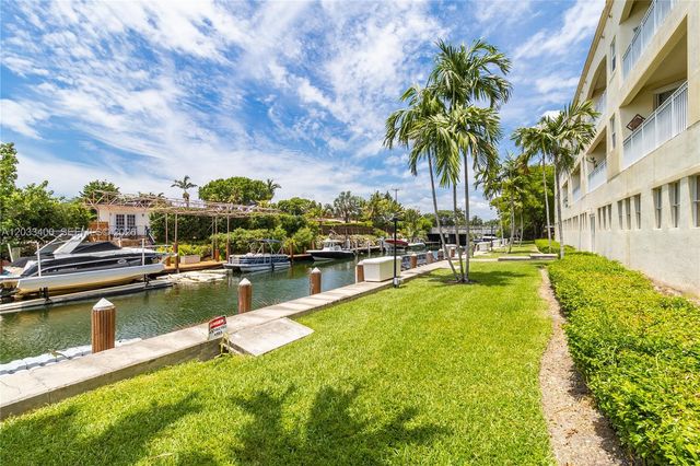 1200 NE 105th Street 27, Miami Shores, FL 33138