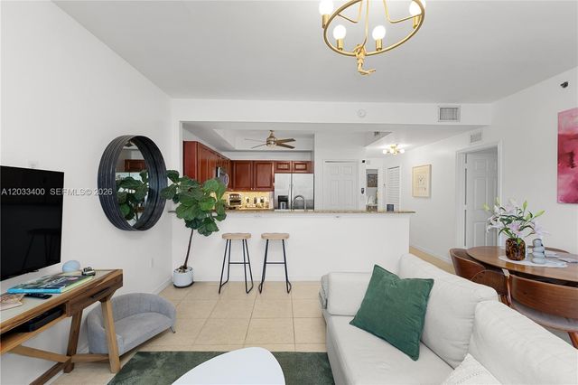 1200 NE 105th Street 27, Miami Shores, FL 33138