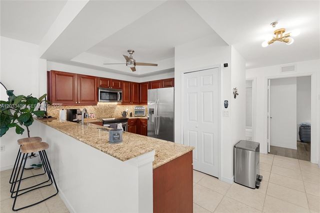 1200 NE 105th Street 27, Miami Shores, FL 33138