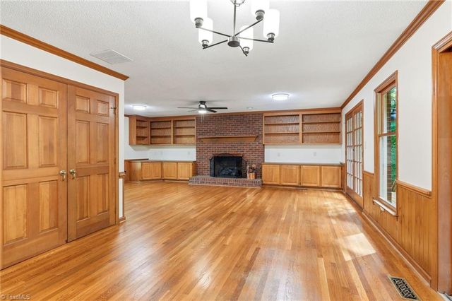 620 Timberview Drive, Kernersville, NC 27284