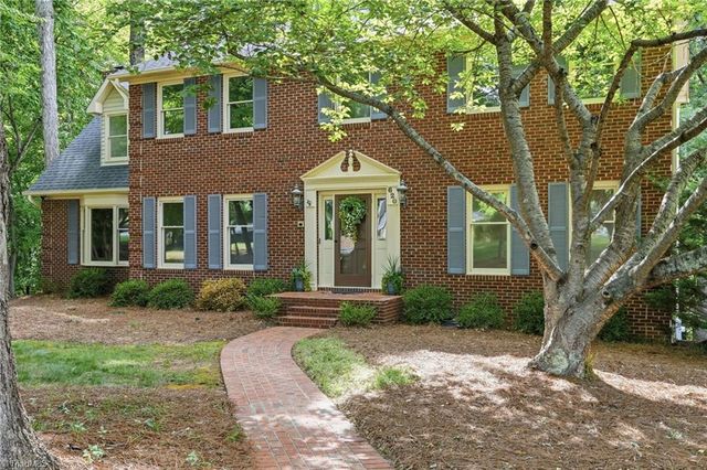 620 Timberview Drive, Kernersville, NC 27284