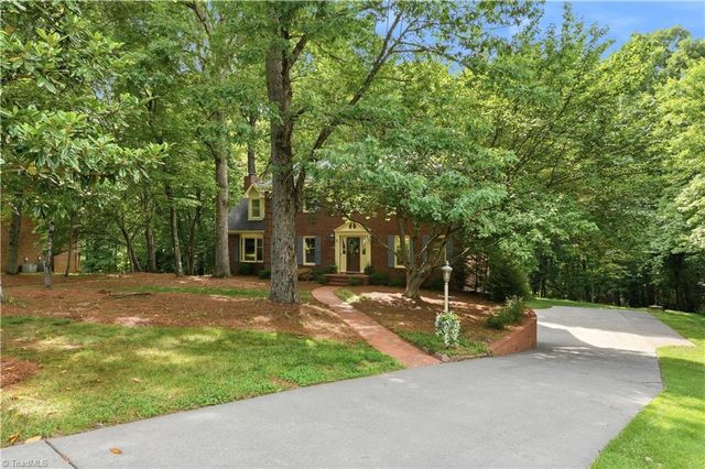 620 Timberview Drive, Kernersville, NC 27284