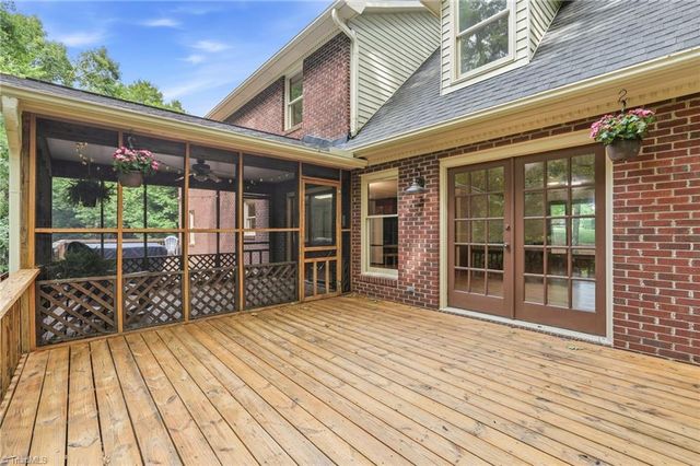 620 Timberview Drive, Kernersville, NC 27284