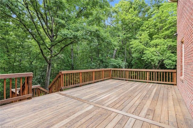 620 Timberview Drive, Kernersville, NC 27284