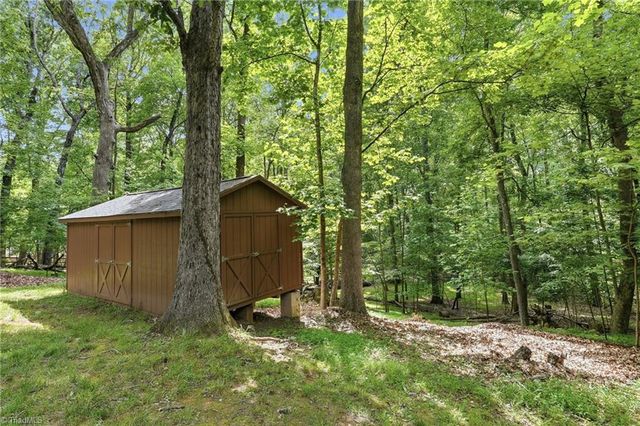 620 Timberview Drive, Kernersville, NC 27284