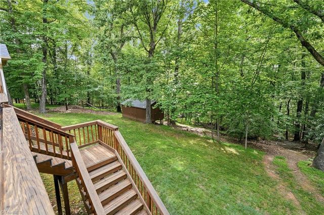 620 Timberview Drive, Kernersville, NC 27284
