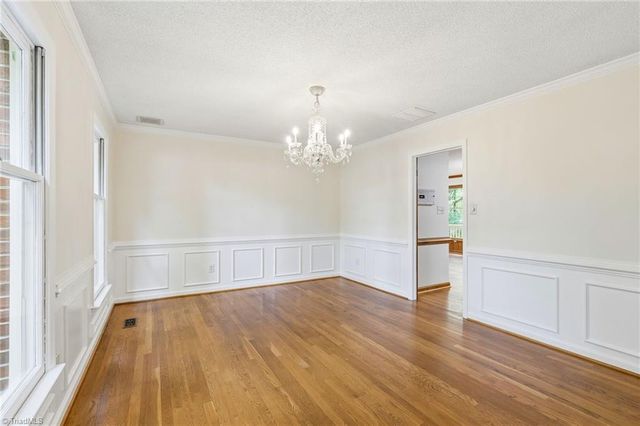 620 Timberview Drive, Kernersville, NC 27284