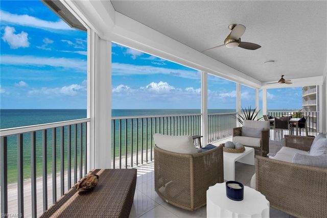 9811 Gulf Shore DR PH 2, Naples, FL 34108