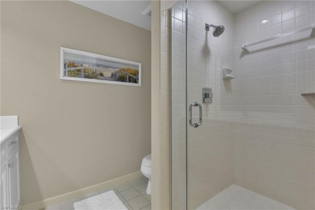 9811 Gulf Shore DR PH 2, Naples, FL 34108