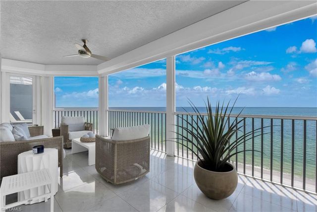 9811 Gulf Shore DR PH 2, Naples, FL 34108