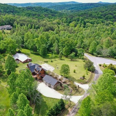 500 Wandering Way, Pickens, SC 29671