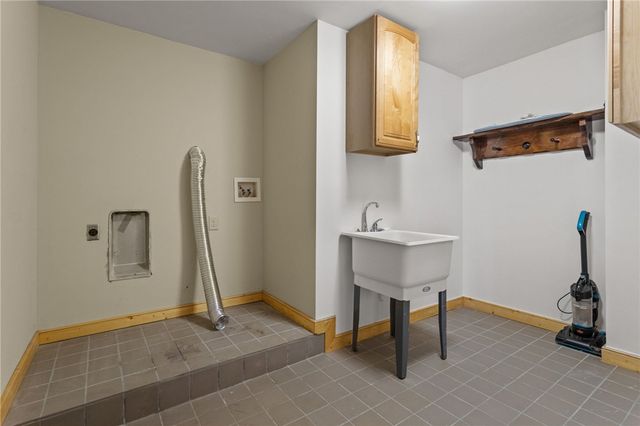 500 Wandering Way, Pickens, SC 29671