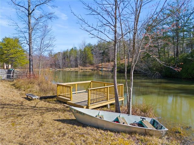 500 Wandering Way, Pickens, SC 29671