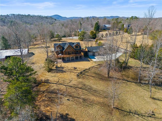 500 Wandering Way, Pickens, SC 29671