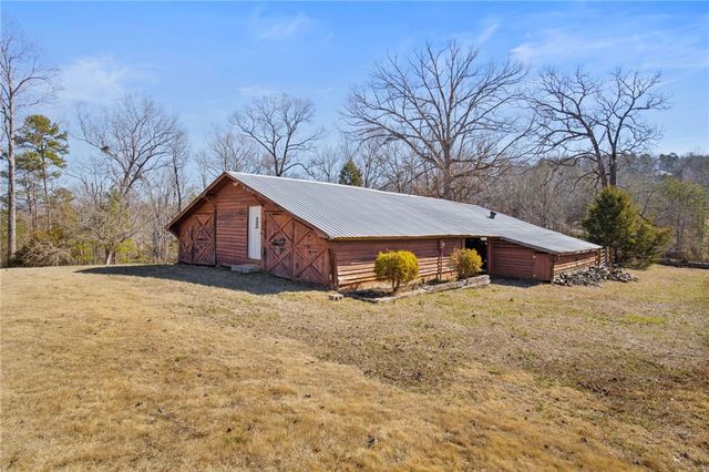 500 Wandering Way, Pickens, SC 29671