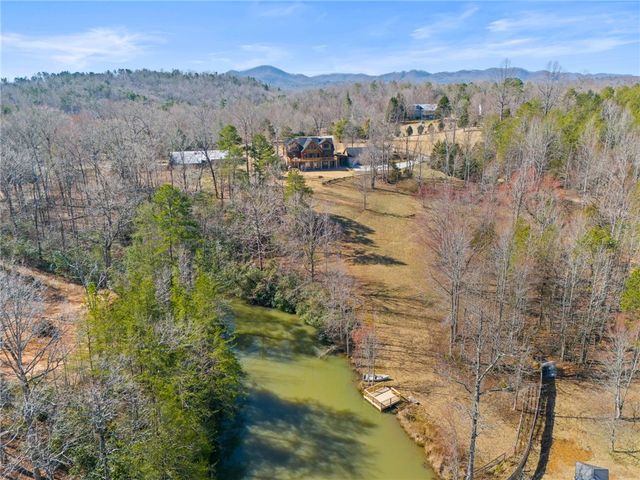 500 Wandering Way, Pickens, SC 29671