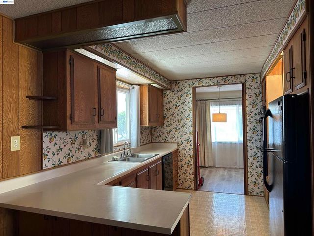 711 Old Canyon Rd., Fremont, CA 94536