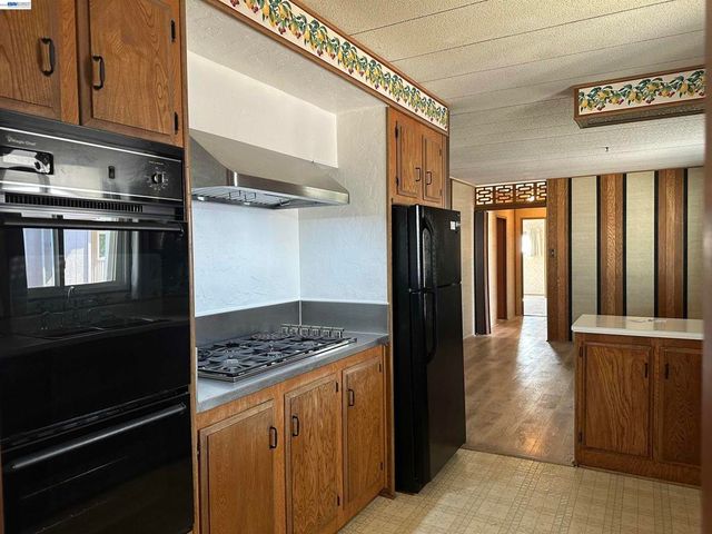 711 Old Canyon Rd., Fremont, CA 94536