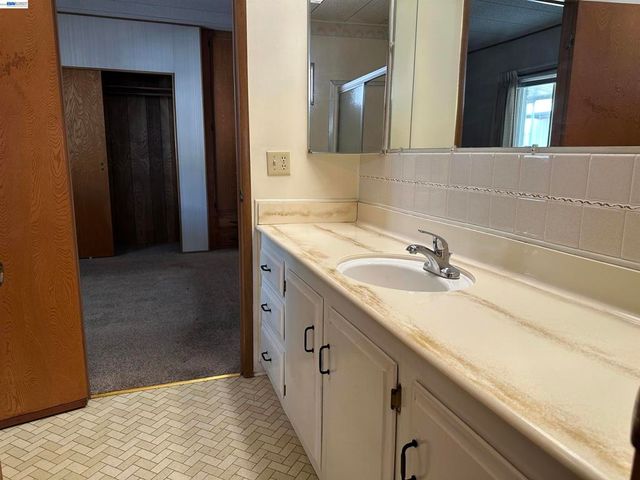 711 Old Canyon Rd., Fremont, CA 94536