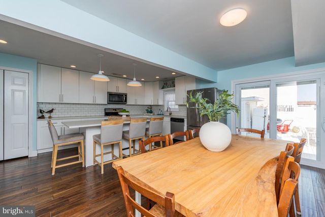 103 W 7TH AVE, North Wildwood, NJ 08260