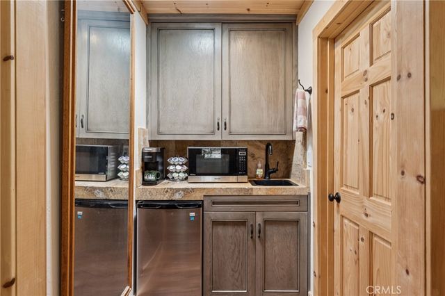 26355 Augusta, Lake Arrowhead, CA 92352