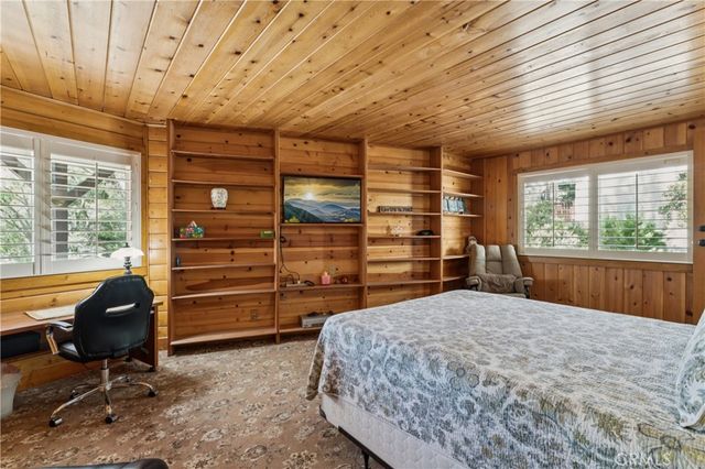 26355 Augusta, Lake Arrowhead, CA 92352