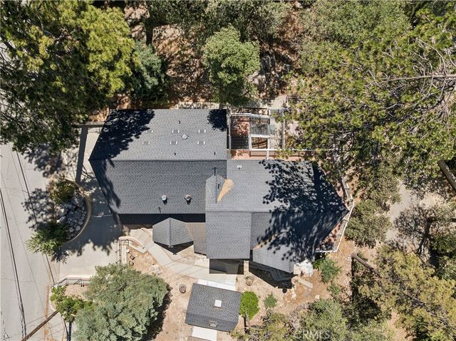26355 Augusta, Lake Arrowhead, CA 92352