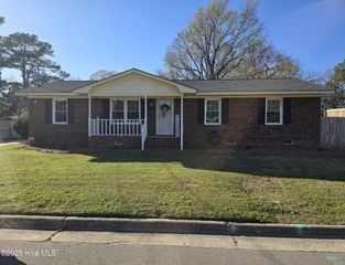 3468 South George Street, Farmville, NC 27828