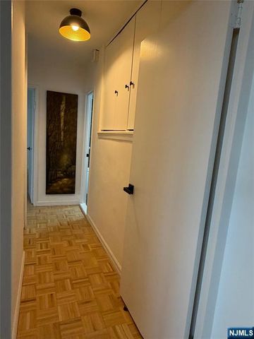 3 Horizon Road 821, Fort Lee, NJ 07024
