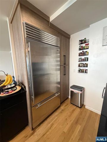 3 Horizon Road 821, Fort Lee, NJ 07024