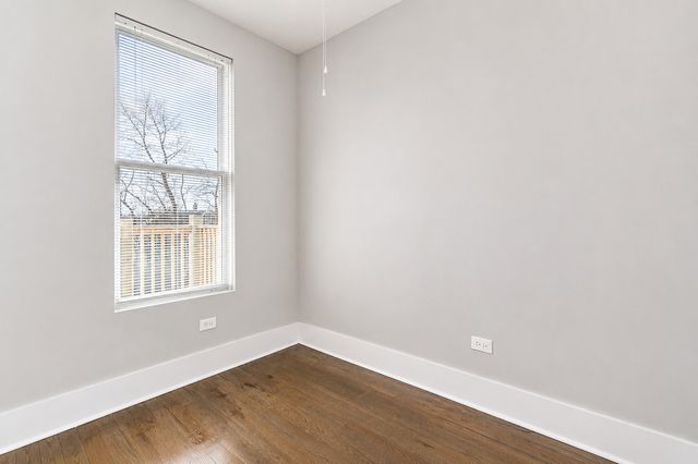 2117 W 18th Street 3R, Chicago, IL 60608