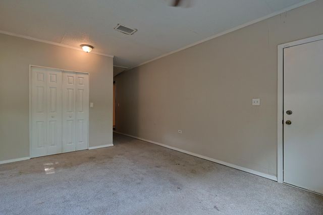 392 E Pine Street, Mary Esther, FL 32569