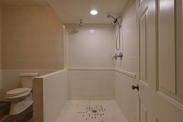 392 E Pine Street, Mary Esther, FL 32569