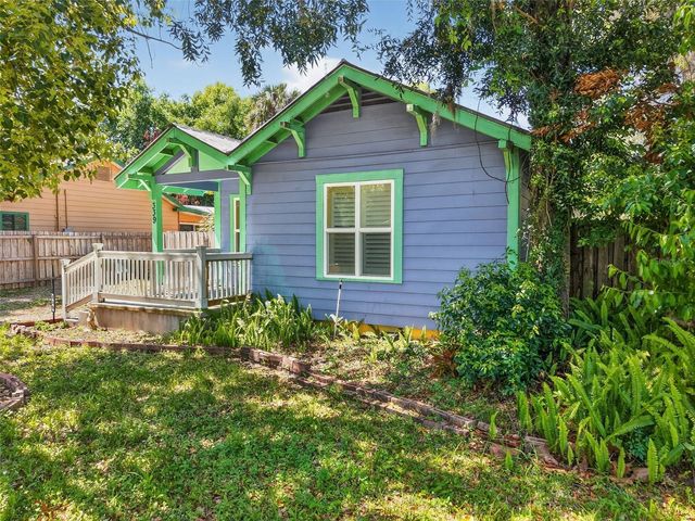 339 N CLAYTON STREET, Mount Dora, FL 32757