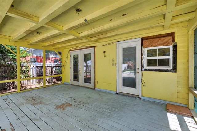 339 N CLAYTON STREET, Mount Dora, FL 32757