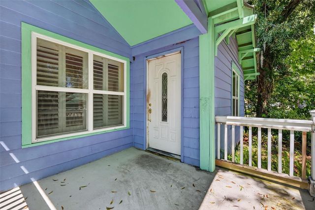 339 N CLAYTON STREET, Mount Dora, FL 32757