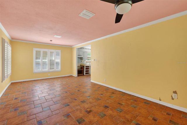 339 N CLAYTON STREET, Mount Dora, FL 32757