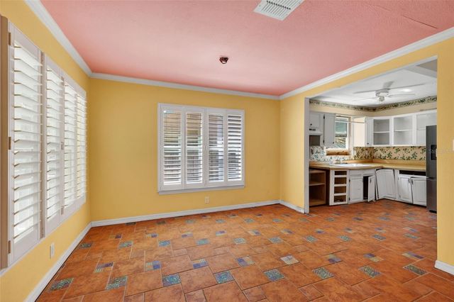 339 N CLAYTON STREET, Mount Dora, FL 32757