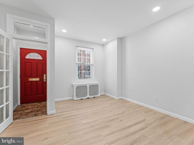 906 S FAIRHILL ST, Philadelphia, PA 19147