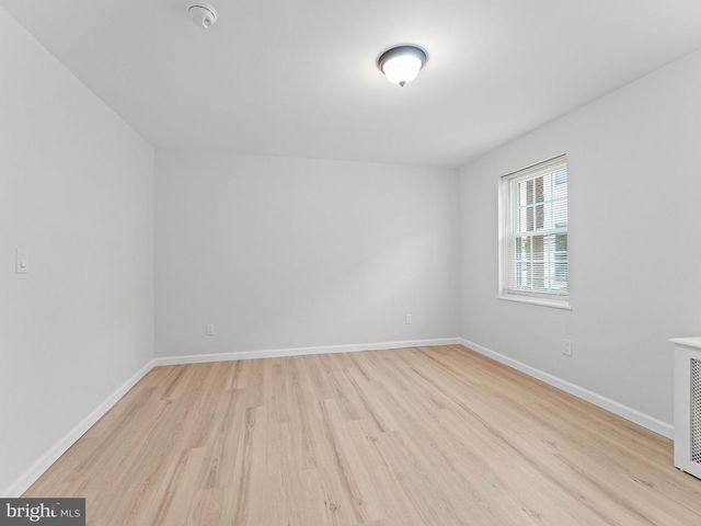 906 S FAIRHILL ST, Philadelphia, PA 19147